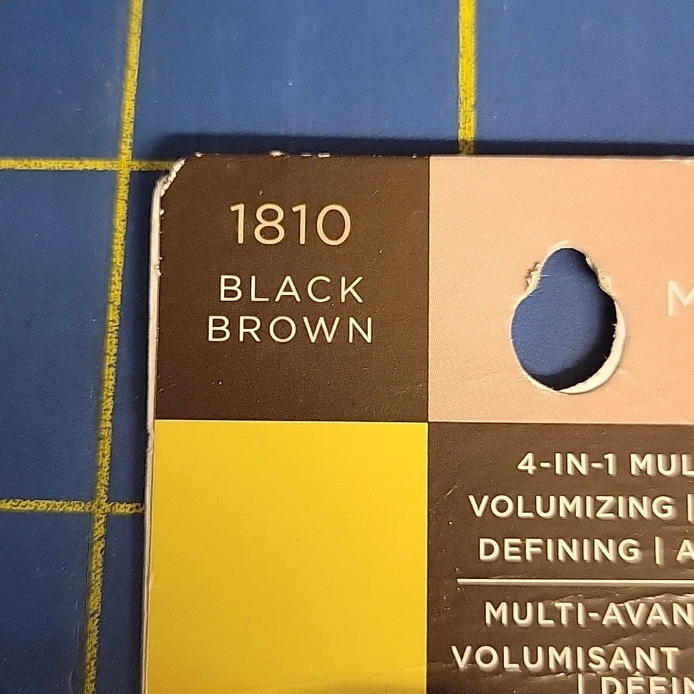 Burt's Bees 1810 Black Brown Mascara 9g New Sealed Package